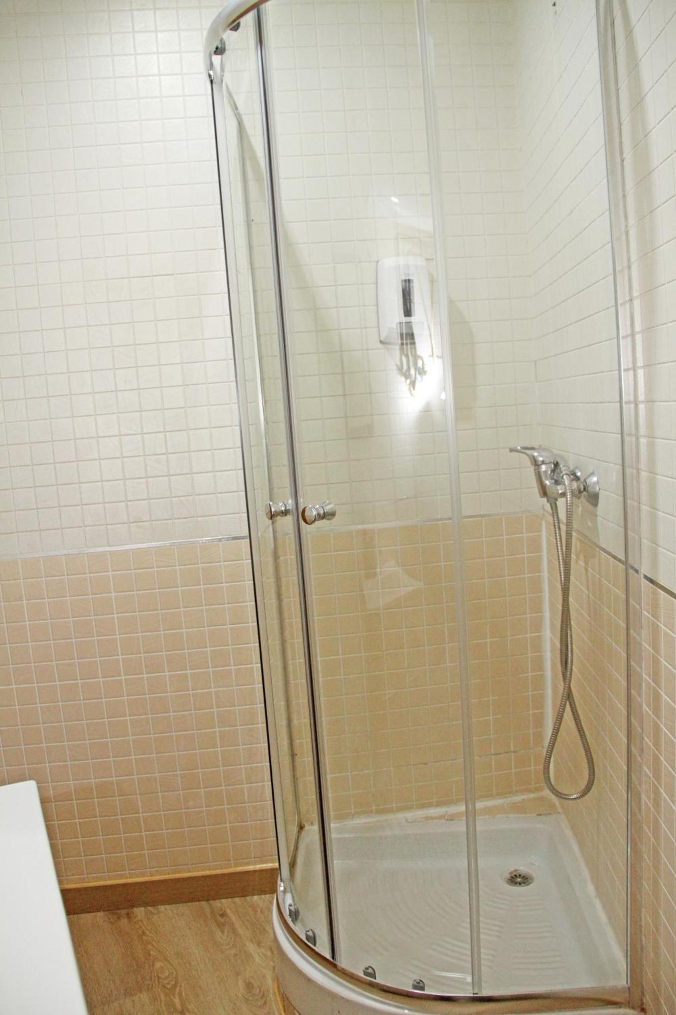 Lujosos Apartamentos En El Centro De Madrid Luaran gambar