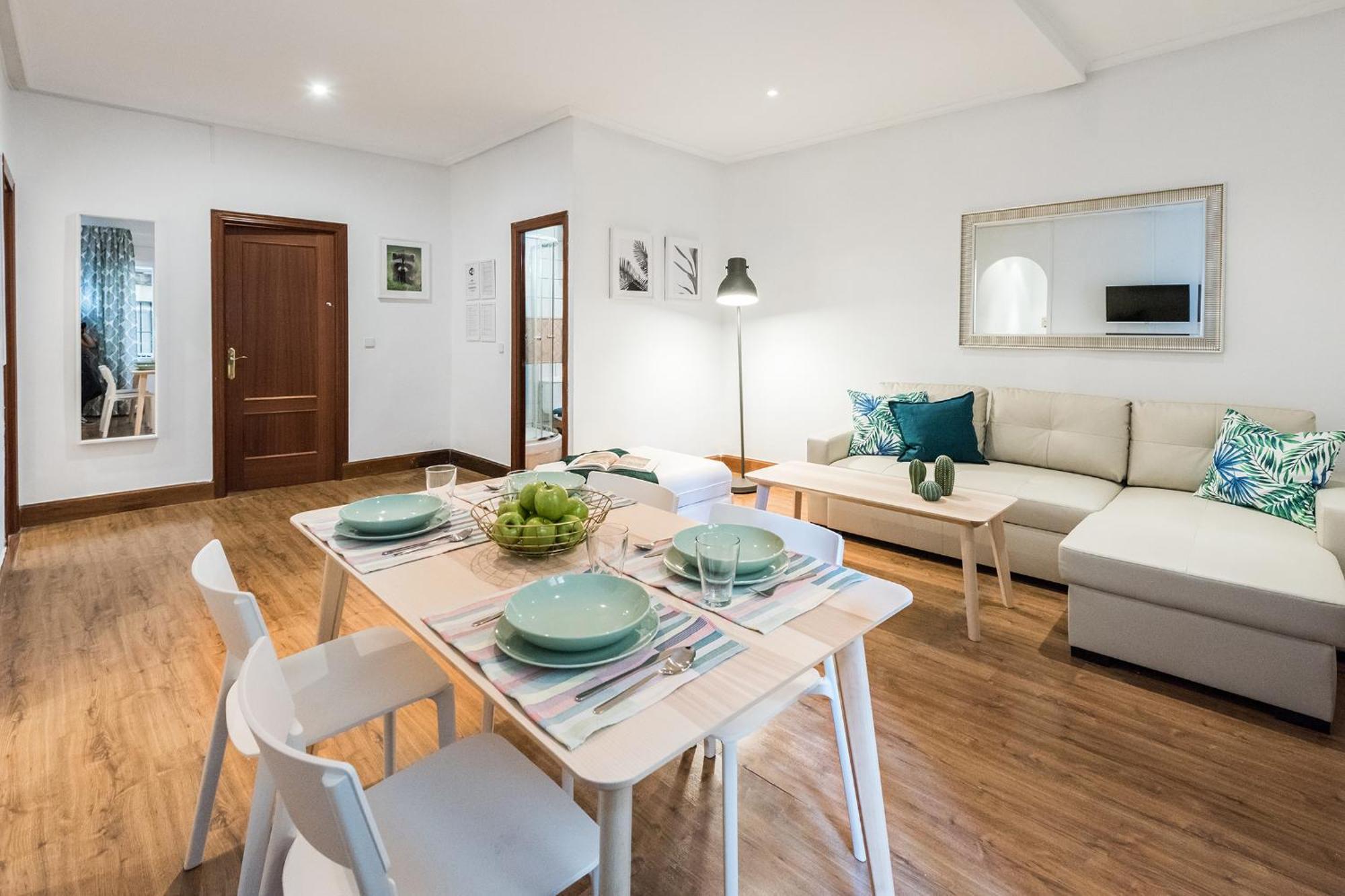 Lujosos Apartamentos En El Centro De Madrid Luaran gambar