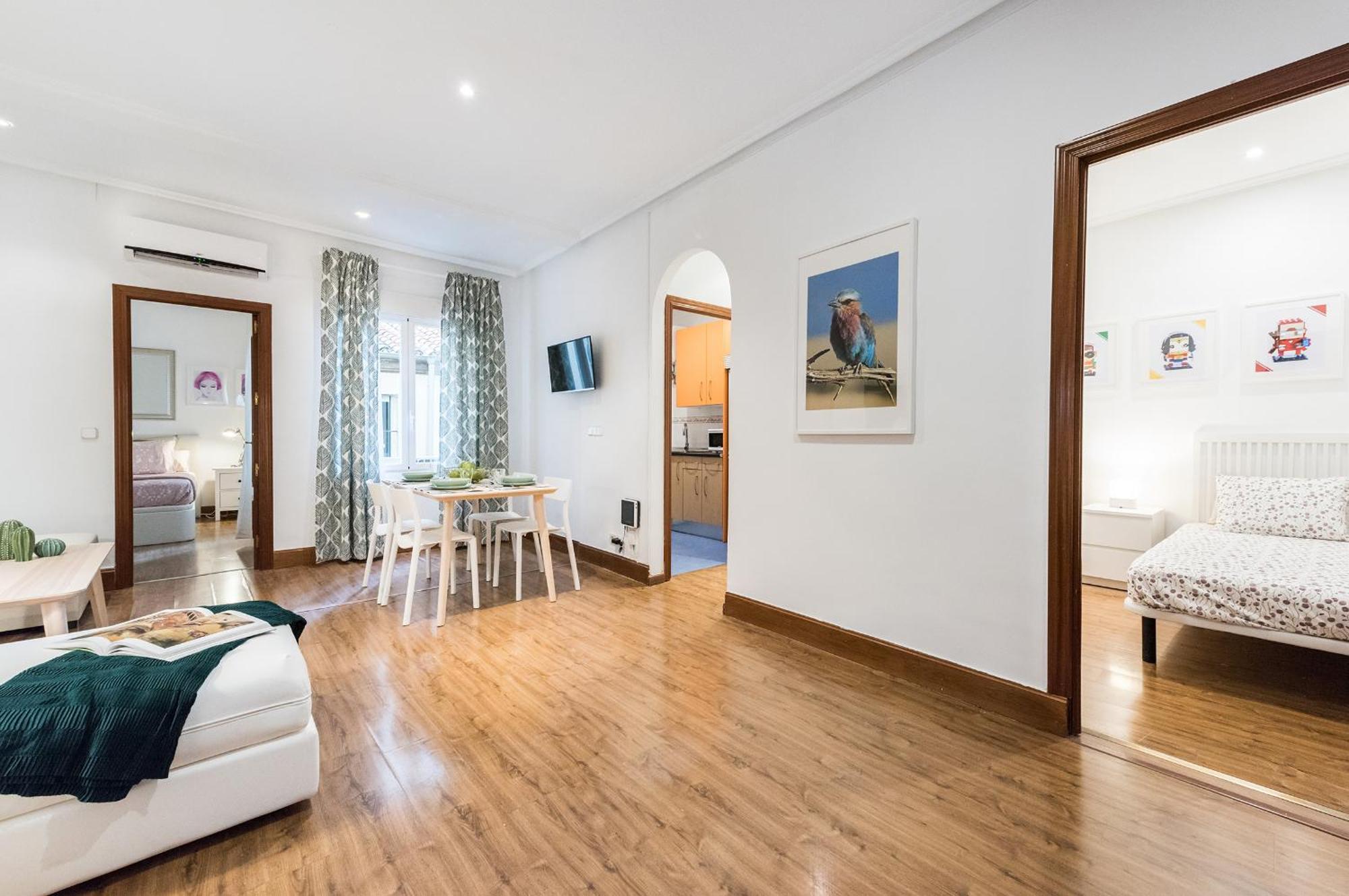 Lujosos Apartamentos En El Centro De Madrid Luaran gambar