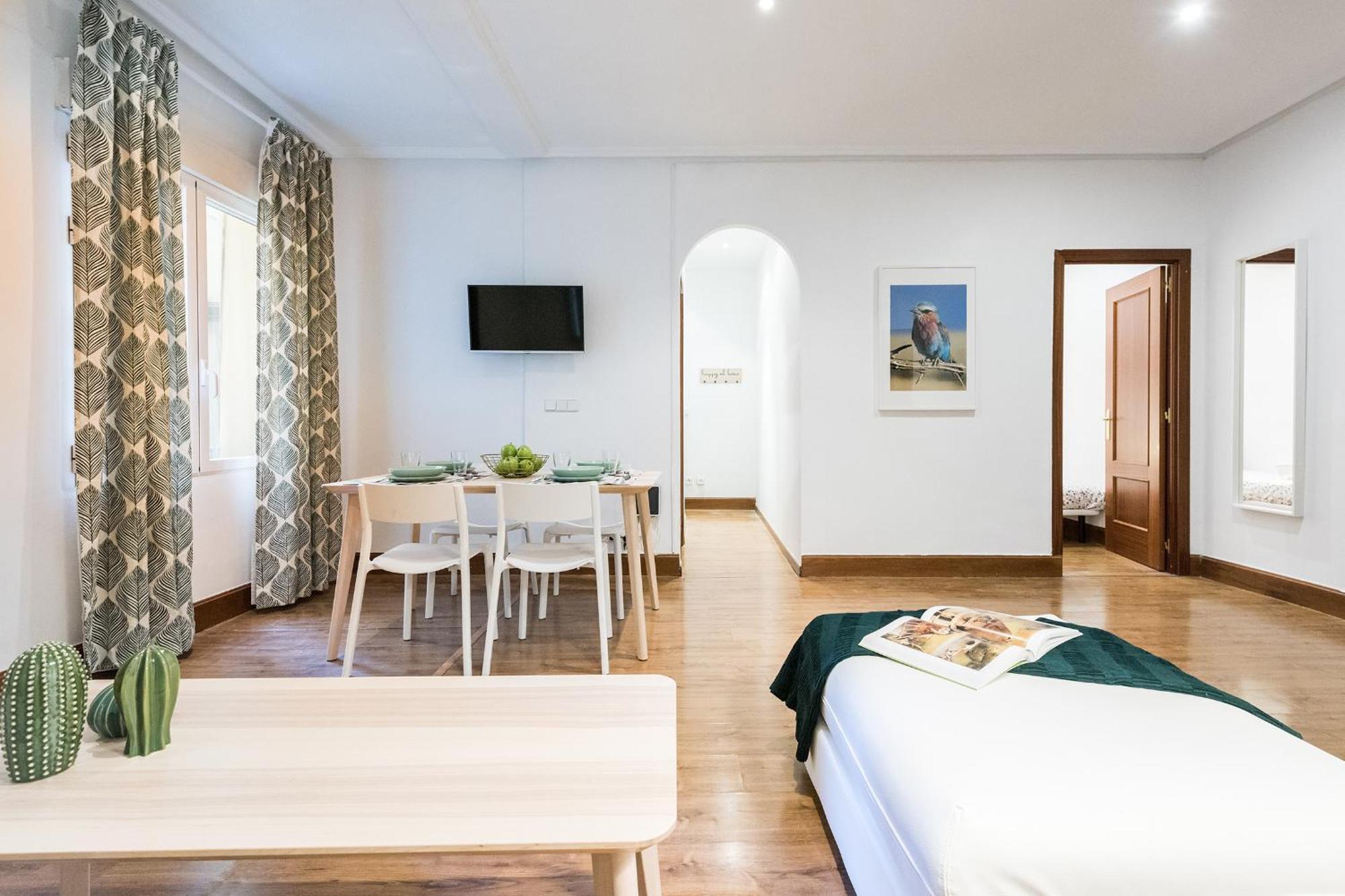 Lujosos Apartamentos En El Centro De Madrid Luaran gambar