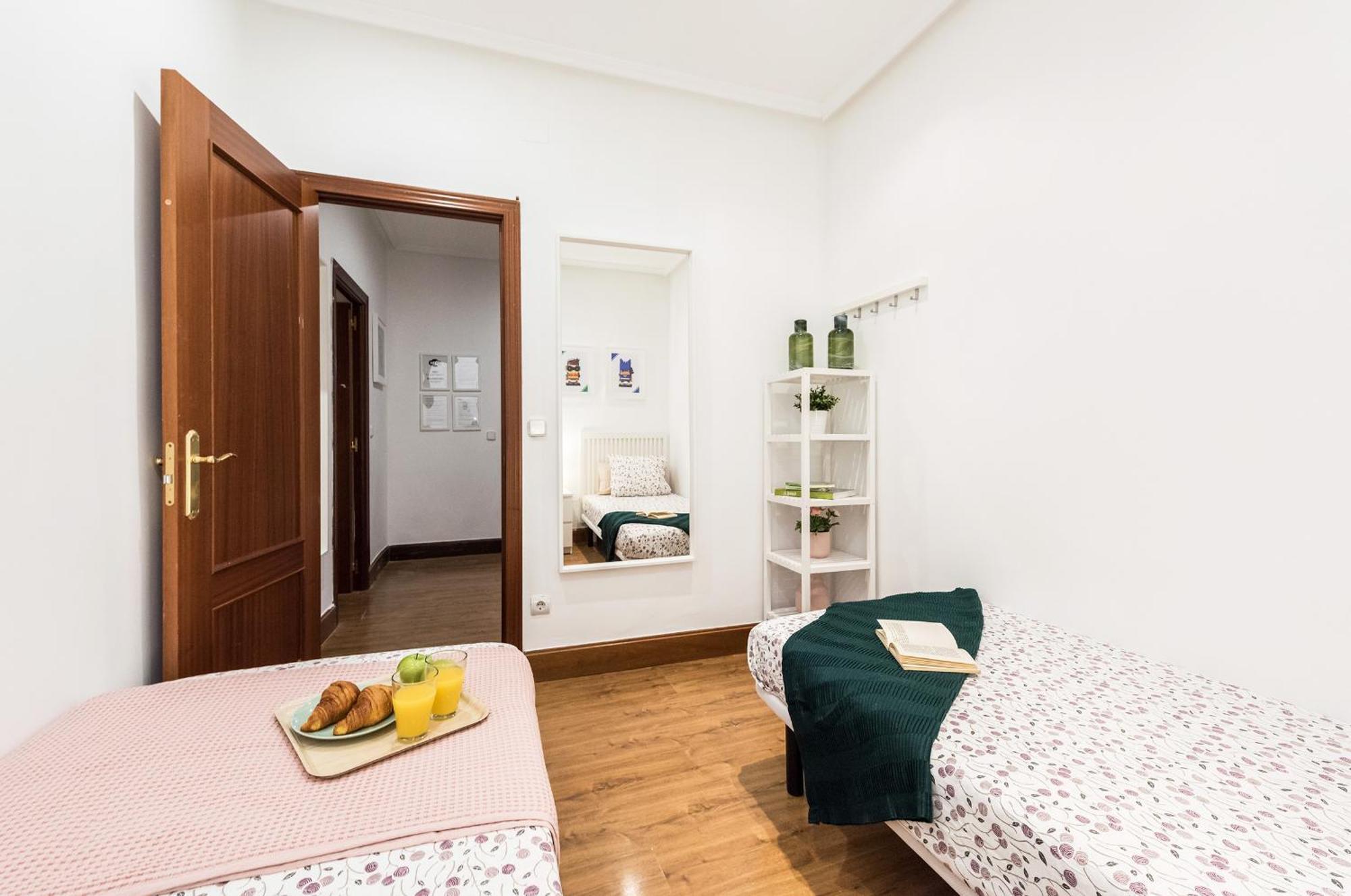Lujosos Apartamentos En El Centro De Madrid Luaran gambar